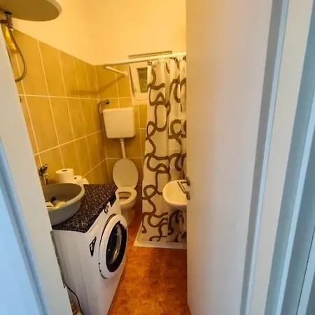 House - Two Bedroom Apartamento *