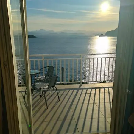 Lägenhet House - Two Bedroom Sobra